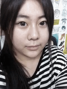 妹子前一秒还像淑女，下一秒变脸彪悍的女人