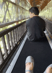 山也爬了，风景也看了，这电梯就是懒人爬山的福利