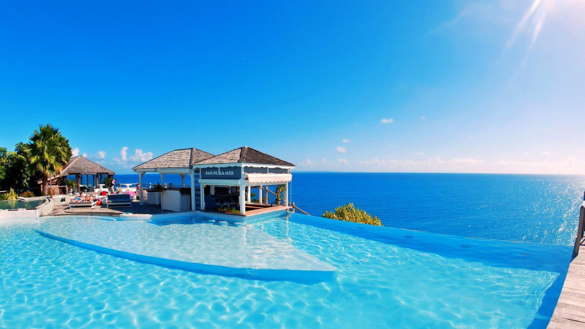 美丽惬意的海边风景