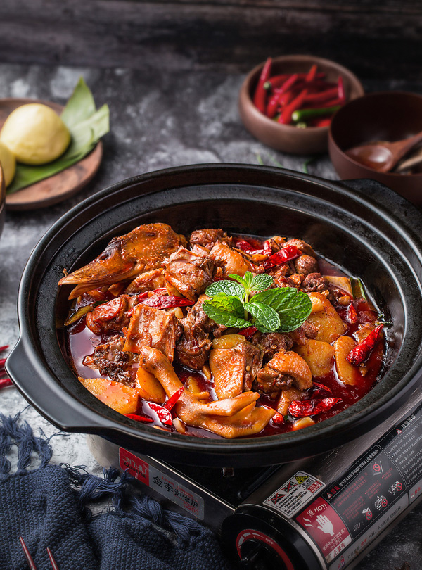 香味十足的红烧鸭块