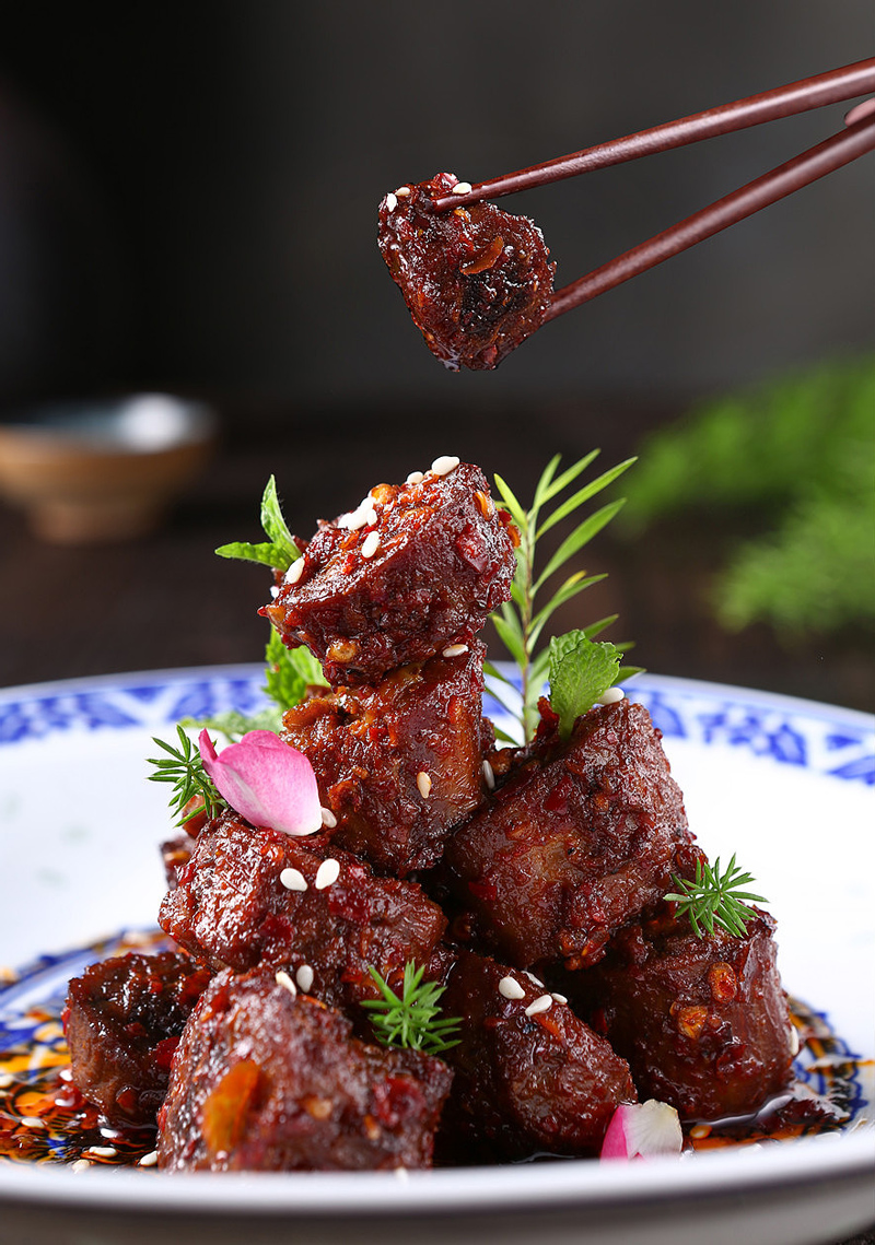 让人流口水的麻辣牛肉高清图