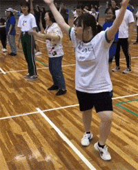 来自舞蹈学员的即兴表演，瞬间成为全场的焦点