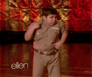 印度小孩哥模仿迈克尔·杰克逊的经典跳舞动作