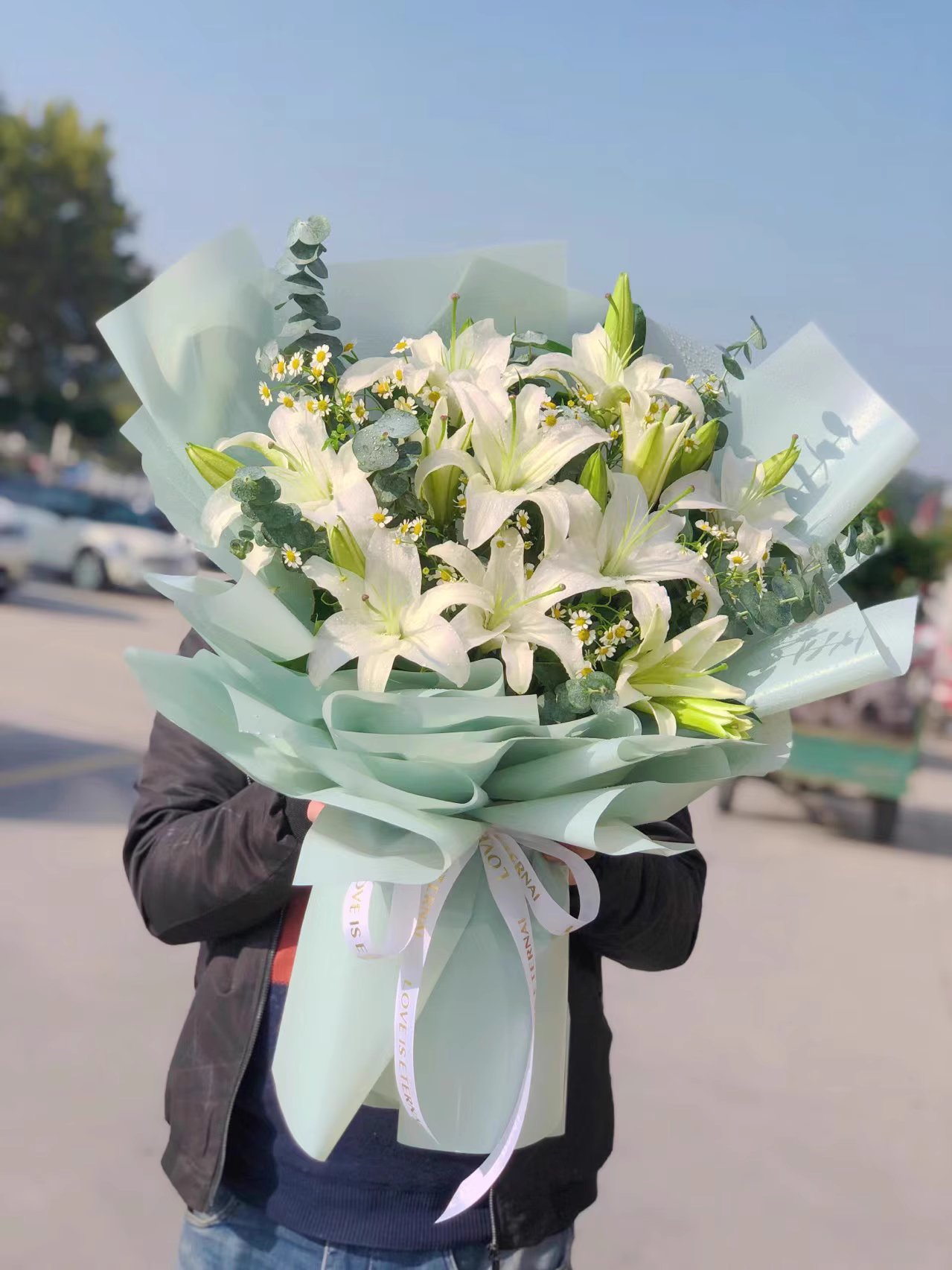 送君一束美丽的百合花