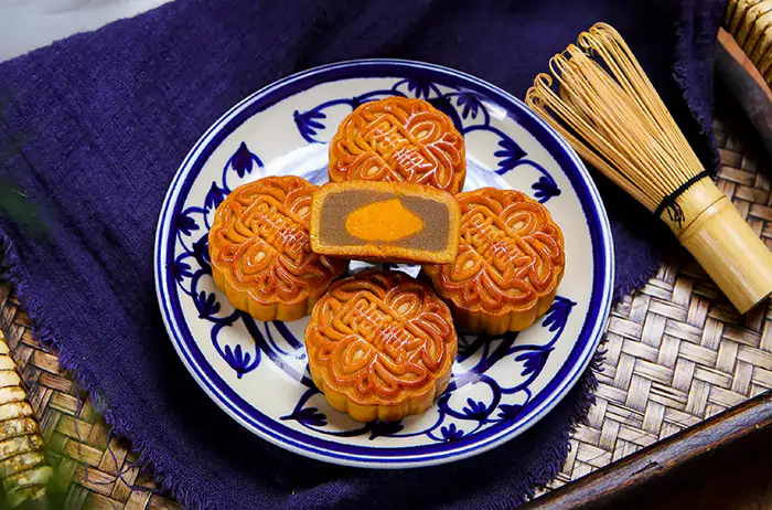 传统广式月饼，一口尝尽中秋烟火